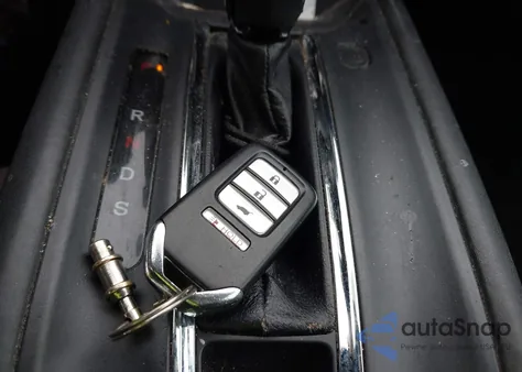 2018 Honda Hr-V Ex-L from USA, damaged, VIN 3CZRU5H76JM702116